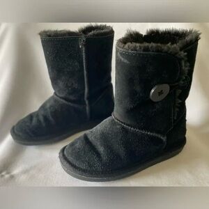 G.H. Bass & Co. Black Boots with Button Detail & Faux Fur Lining Size Girl’s 11M